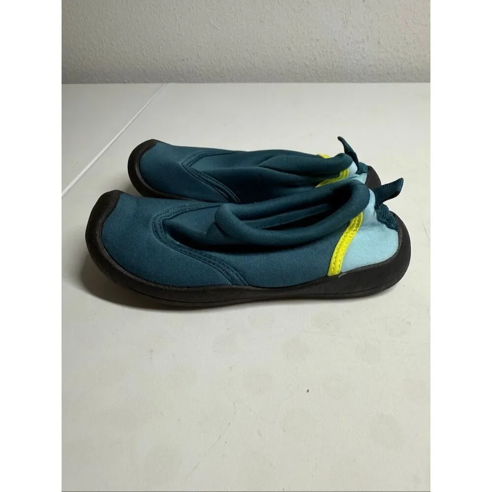 Tu Kids Water shoes Aqua Socks Beach Size 9 Blue